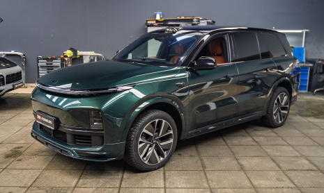 Дооснащение Lixiang L9 – мастер-пульт Home Link для ворот и шлагбаума