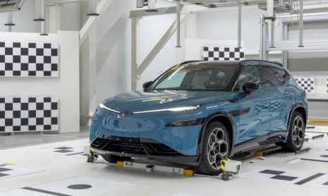 Volkswagen ID. Unix 08 с технологией Xpeng сошел с конвейера в Китае