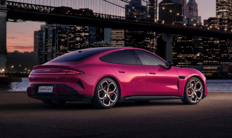 2026 Xiaomi SU7 разошелся тиражом в 15 000 экземпляров за 34 минуты