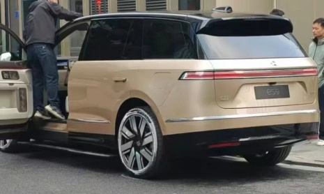 Nio ES9, крупнейший в Китае электрический внедорожник, появился на улицах в преддверии презентации