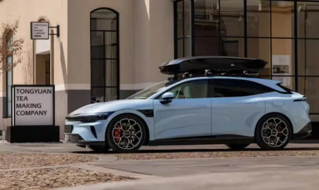 В Китае начались предварительные продажи Zeekr 7 GT и Zeekr 007 с запасом хода до 905 км