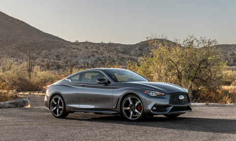 Infiniti разрабатывает высокопроизводительный спортивный седан с механической коробкой передач