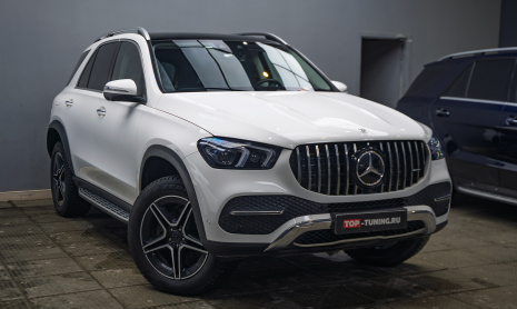 Тюнинг Mercedes-Benz GLE V167 – установка брызговиков под ключ