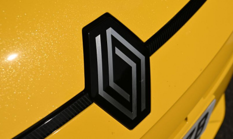 Рост продаж электромобилей Renault набирает обороты, поскольку высокие цены на бензин привлекают покупателей к электромобилям