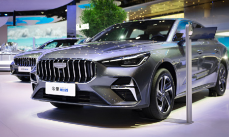 Geely Emgrand i-HEV расходует 2,22 л/100 км, установив рекорд экономичности гибридов в Книге рекордов Гиннесса