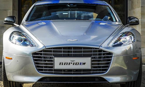 Aston Martin представил 1000-сильный электро кар Rapide Concept в Лондоне