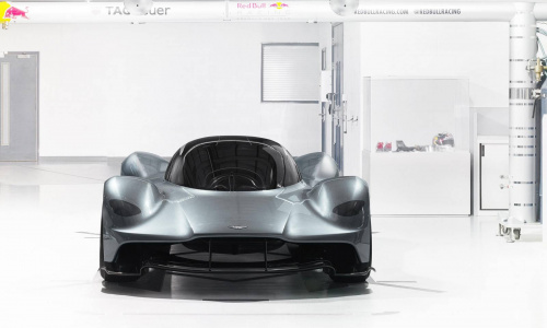 Aston Martin представил гиперкар Red Bull AM-RB 001