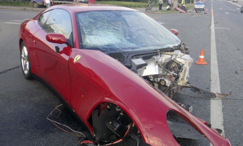 В России из одной Ferrari 612 Scaglietti получилось сразу две