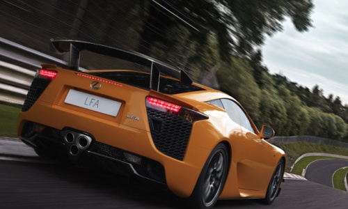 C 1 августа 2012 нас ждет новый сюрприз от Lexus LFA