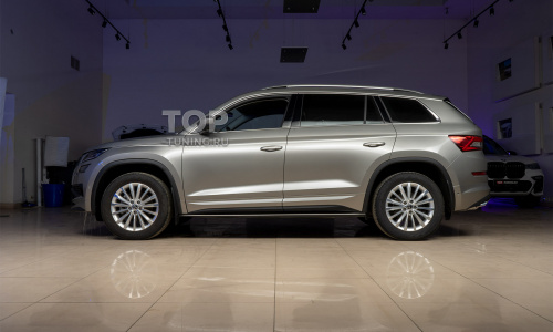 Накладка RS на заднюю левую дверь Skoda Kodiaq 1