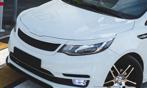 Накладка на решетку радиатора Element (рестайлинг) на Kia Rio 3