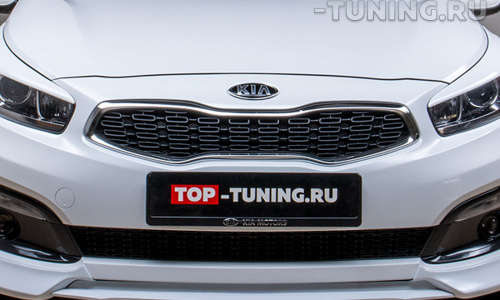 Центральная вставка X-Force на Kia Ceed 2 (2015-2018)