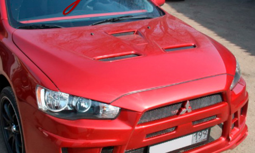 Передний бампер Extreme на Mitsubishi Lancer 10 (X)