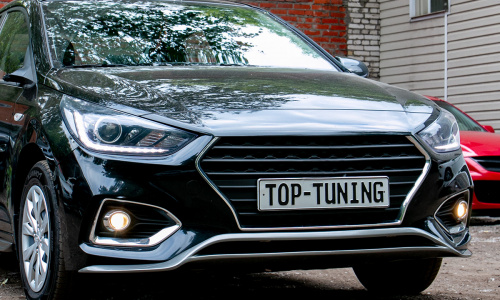 Накладка на передний бампер Ambassador на Hyundai Solaris