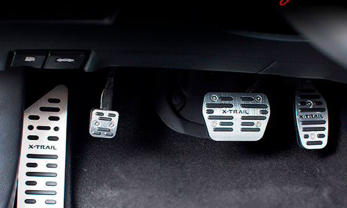 Установка накладок на педали