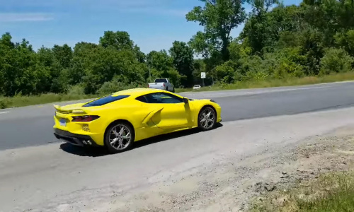 2022 Corvette Z06 был замечен на тестировании с Ferrari и Porsche