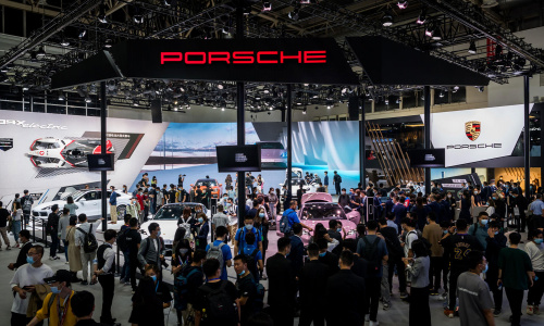 Совершите виртуальный тур по стенду автосалона Porsche на автосалоне в Пекине 2020