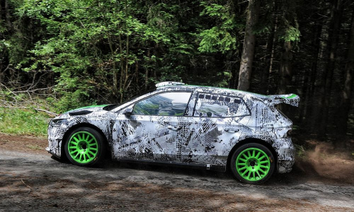 Команда SKODA объявляет о плане разработки нового автомобиля Fabia Rally