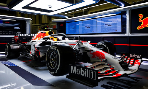 Honda и Red Bull борются за власть с новым биотопливом F1