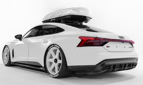 Этот кастомный Audi RS e-tron GT — новый ежедневный автомобиль Кена Блока