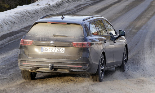 Следующее поколение Volkswagen Passat замечено на тестах в преддверии дебюта в 2023 году