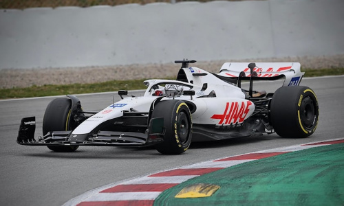 Кевин Магнуссен возвращается в команду Haas F1, чтобы заменить Никиту Мазепина