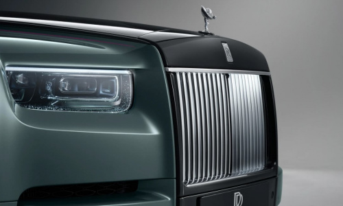 Лимузин Rolls-Royce Phantom получит небольшое обновление к 2022 году