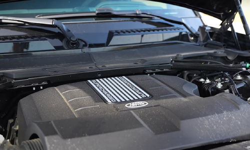 Короли бездорожья: Ford F-150 Raptor против Land Rover Defender V8