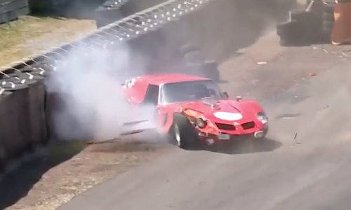 Уникальный Ferrari 250 GT Breadvan разбился в зрелищной аварии