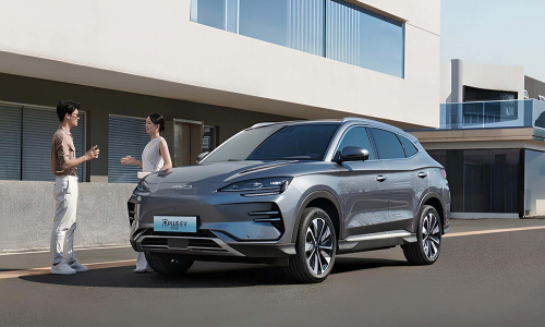 BYD Song Plus EV 2025 модельного года поступил в продажу в Китае по сниженной цене