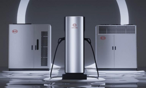 22 апреля Huawei представит зарядные устройства мощностью 1,5 МВт с производительностью 20 кВт *ч в минуту