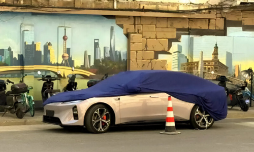 2025 Nio ET5 оснащен собственным 5-нм чипом с искусственным интеллектом для считывания данных за 2 минуты