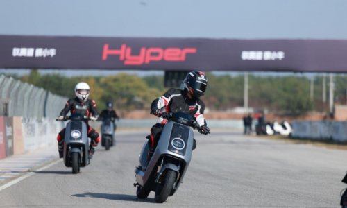 Электромотоцикл Niu стоимостью чуть более 300 тысяч рублей установил новый рекорд на автодроме Формулы-1 в Шанхае