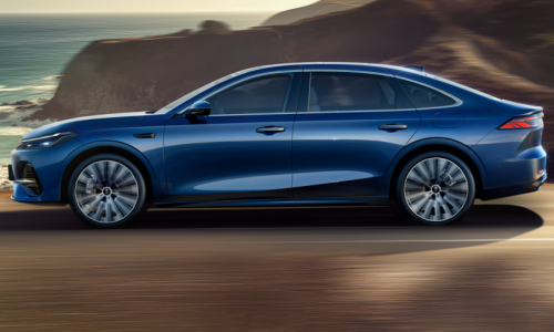 Geely Galaxy A7 EM-i представляет среднеразмерный подключаемый гибрид eyes Q4