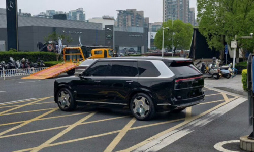 Флагманский внедорожник Zeekr 9X от Geely будет представлен 9 июля в Китае, и поступит в продажу в третьем квартале 2025 года