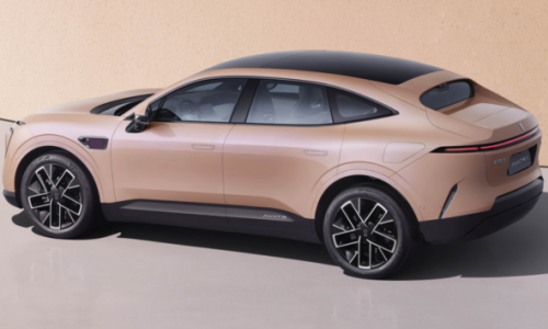 Avatr 11 EREV был запущен в Сингапуре по цене от 17,6 млн рублей, что в пять раз дороже, чем в Китае