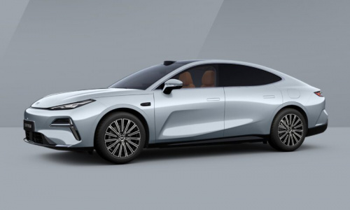 Geely Galaxy добавит полностью электрический вариант в свою серию седанов Starshine 8