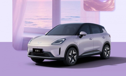 Предпродажа электромобиля Wuling Bingo S EV от SGMW начинается по цене 775 000 рублей с запасом хода 325 км и 430 км