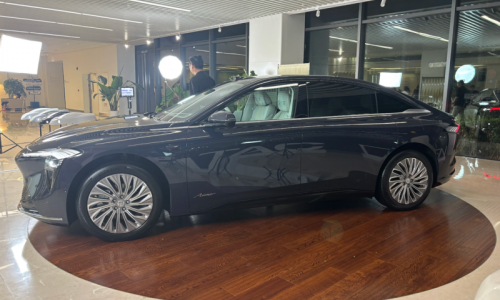 Buick представляет седан Electra L7 в расширенном ассортименте, предварительные продажи которого начнутся 28 сентября