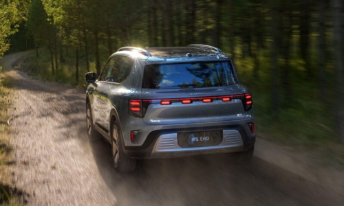 Предварительная продажа Smart #5 EHD с системой Geely NordThor Hybrid 2.0 начинается с 2,2 млн рублей