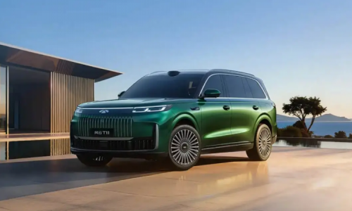 13 октября стартуют предварительные продажи внедорожника Chery Fulwin T11 EREV с запасом хода в 1400 км