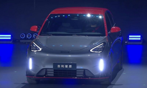 Компактный хэтчбек 2026 Geome Xingyuan от Geely продается в Китае по цене от 750 000 рублей