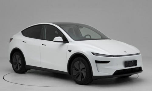 Tesla Model Y с самым большим запасом хода - более 800 км - представлена в Китае