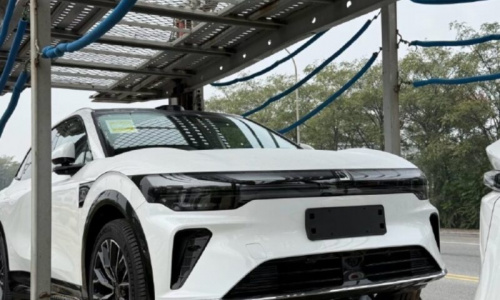 Шпионские снимки - 2026 Zeekr 7X демонстрирует обновленный внешний вид и систему на 900V