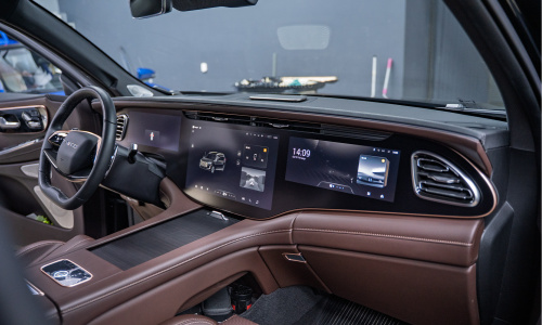 Оклейка мультимедиа и приборной панели Exeed VX рестайлинг