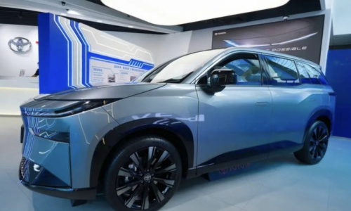 Toyota bZ3X начала продаваться в Гонконге по цене 2,4 млн рублей, и стала самой дешевой моделью Toyota