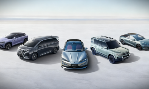 По данным BYD, система God's Eye установлена более чем в 2 миллиона автомобилей, а объем продаж в октябре достиг 316 759 штук