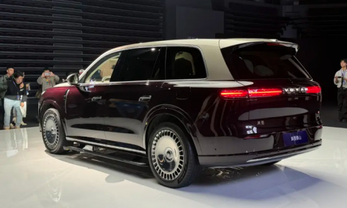 Официально представлен Voyah Taishan PHEV: с системой HarmonyOS от Huawei, ADS Ultra и аккумулятором CATL емкостью 65 кВт*ч