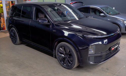 Тюнинг оптики Lixiang L9  – адаптивные линзы + модули Aozoom