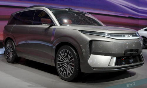 Флагманский внедорожник BYD Dynasty-D был замечен в Китае с рулевым управлением на задних колесах